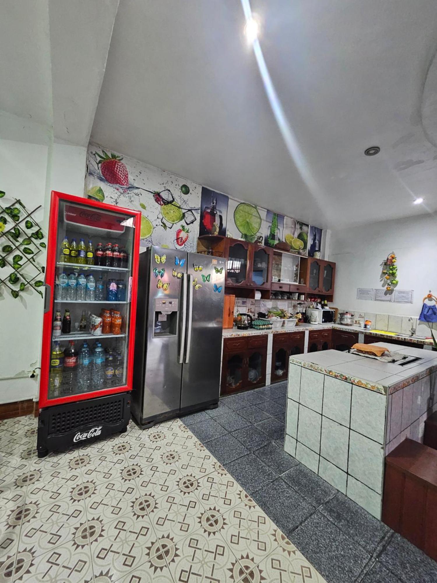 Sarisa House Hotel Iquitos Eksteriør billede