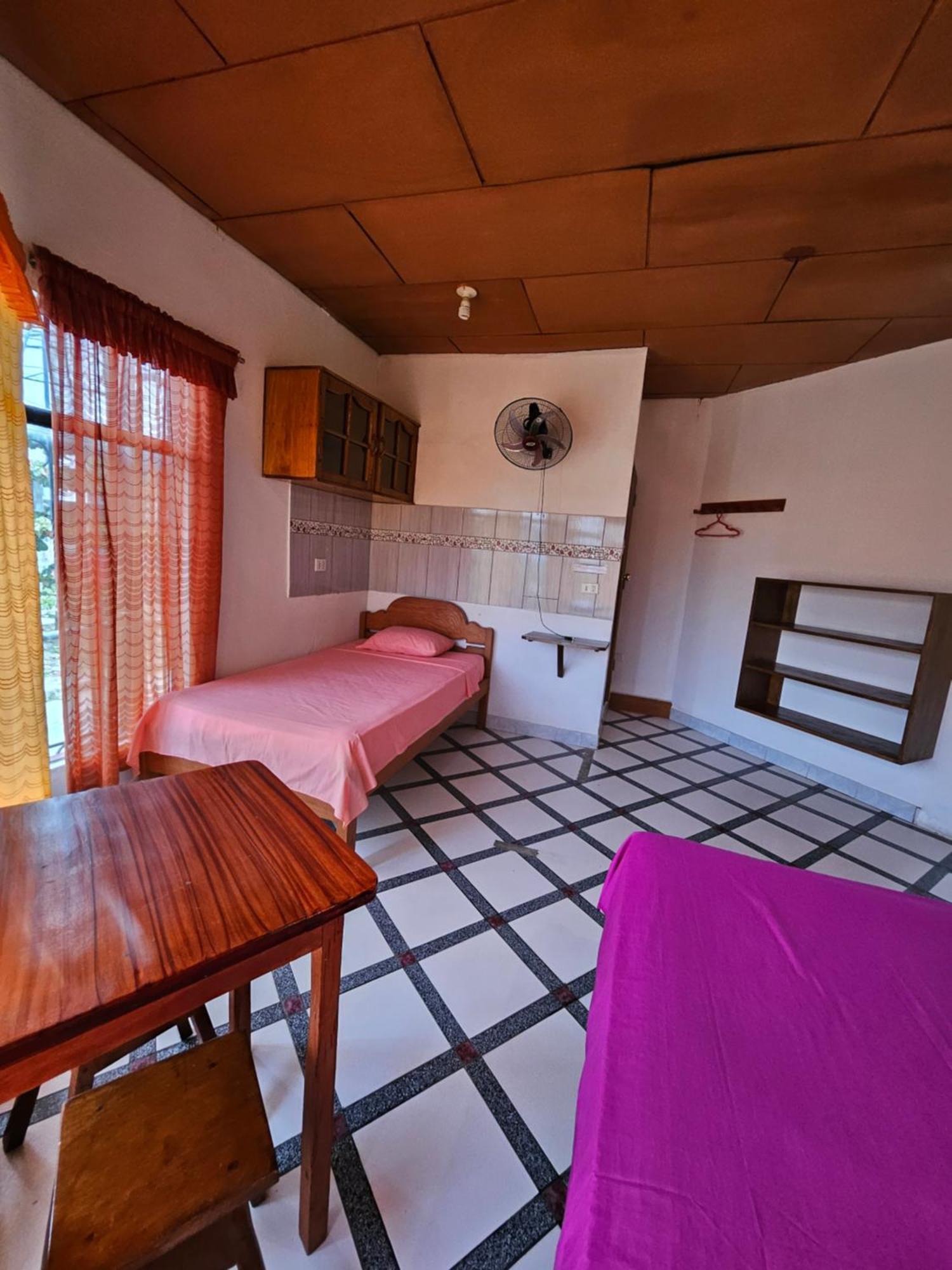 Sarisa House Hotel Iquitos Eksteriør billede