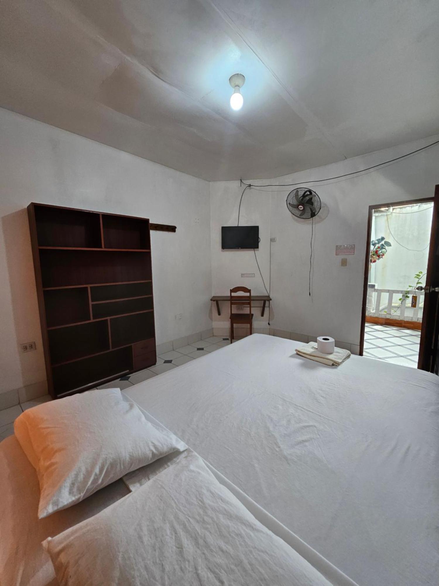 Sarisa House Hotel Iquitos Eksteriør billede